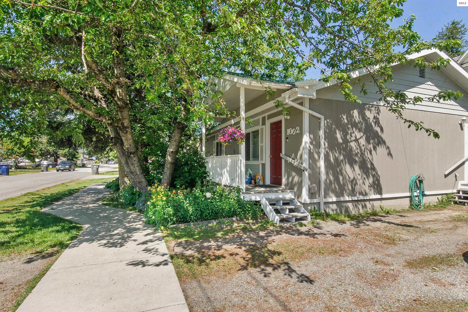 1002-1004 Spruce, Sandpoint, Idaho