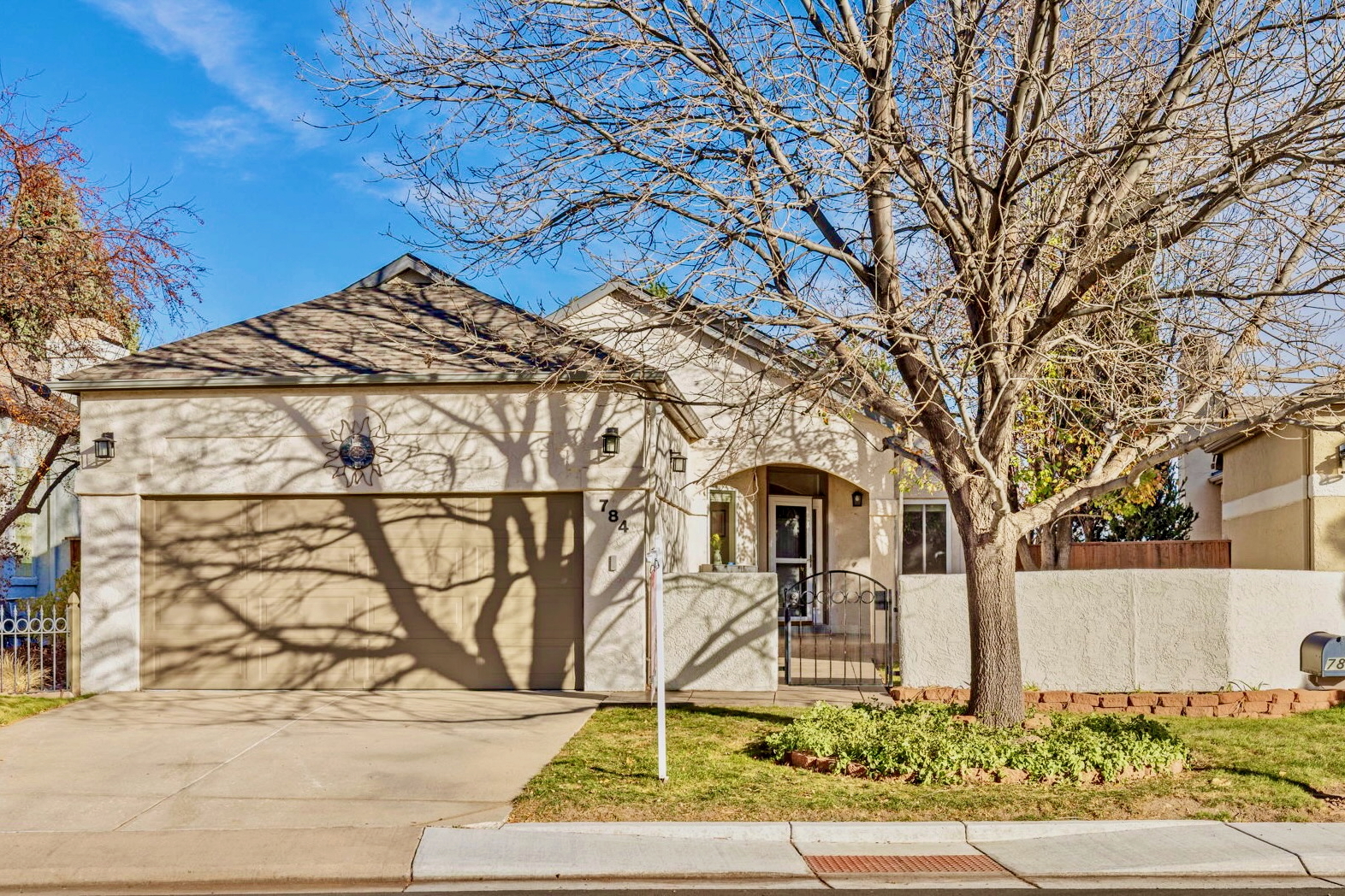 FEATURED! – 784 Club Cir, Louisville, CO 80027