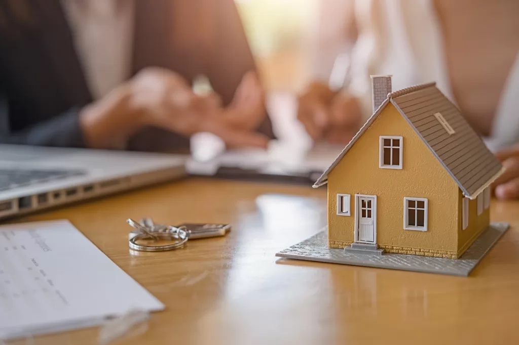 Seasonal Real Estate Investing – Pros & Cons