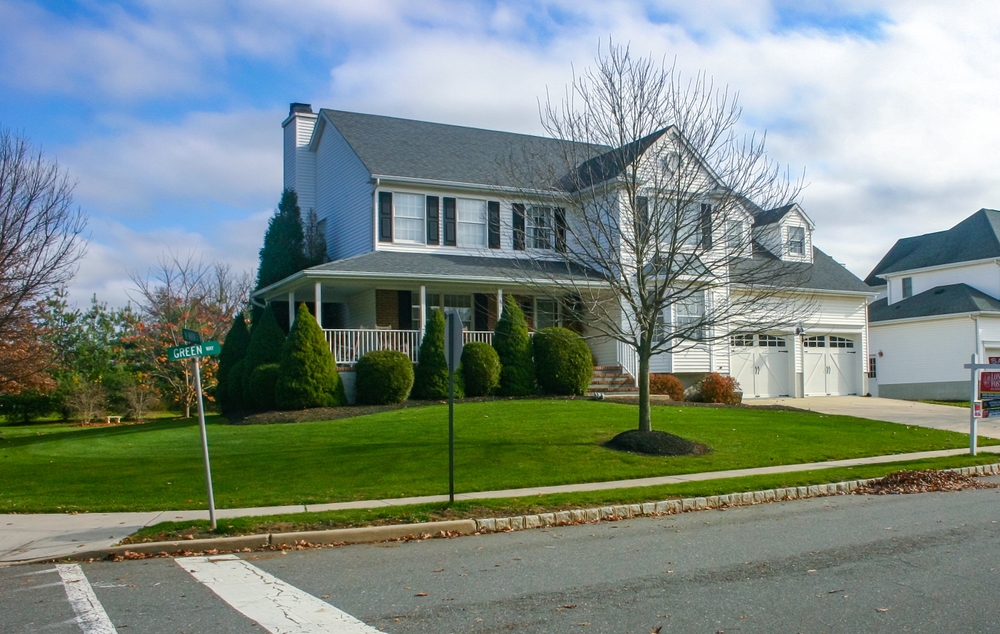 suburban home exterior in new-jersey