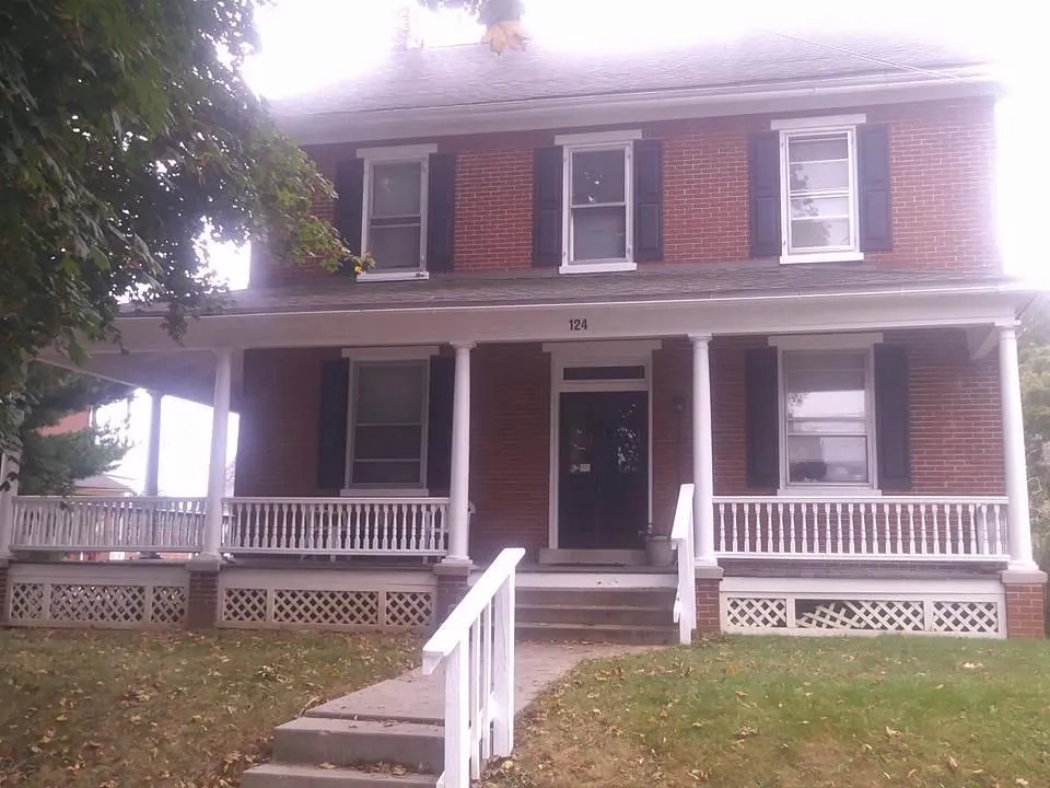 124 Main st, Unit 4 Landisville PA 17538