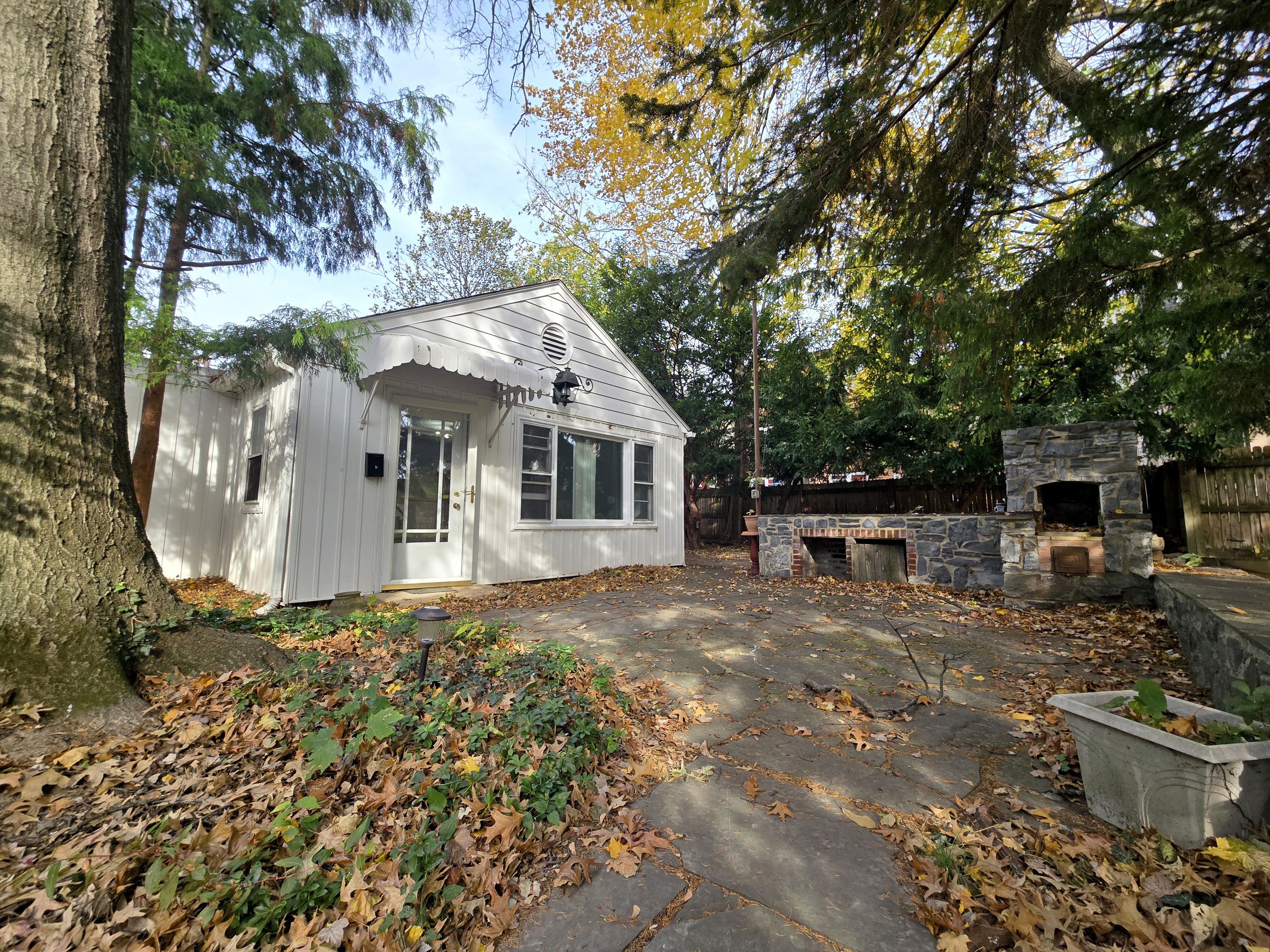 437 North Christian Street, Unit 2, Lancaster, PA 17602 - Granny Cottage