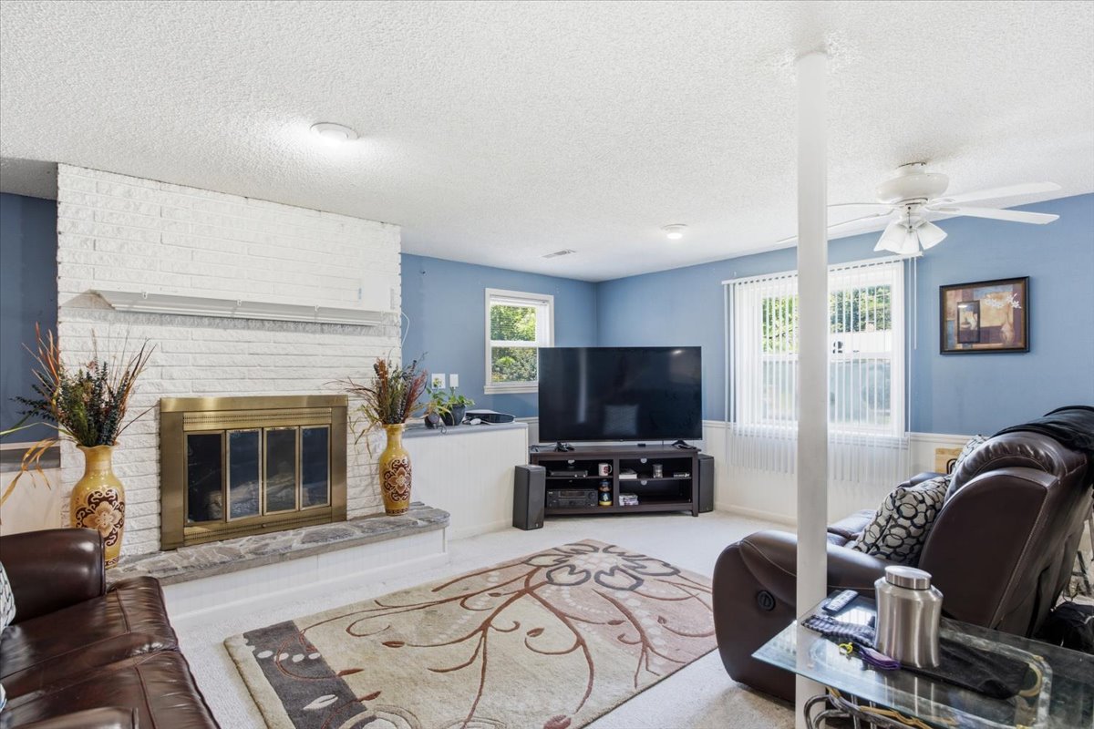 JUST LISTED | 3914 Macarthur Rd WS 27107