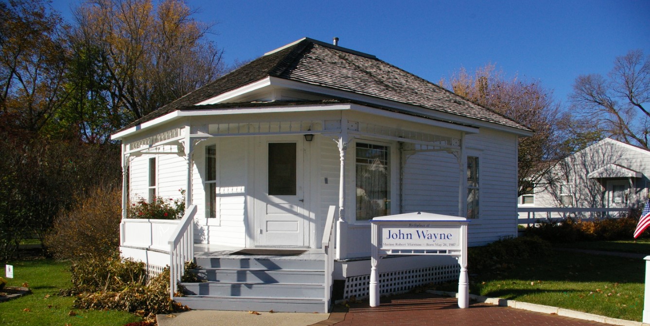 real estate in winterset near john wayne birthplace