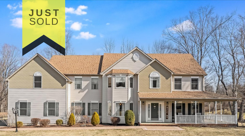 17 Wisteria Road in Andover Township, NJ