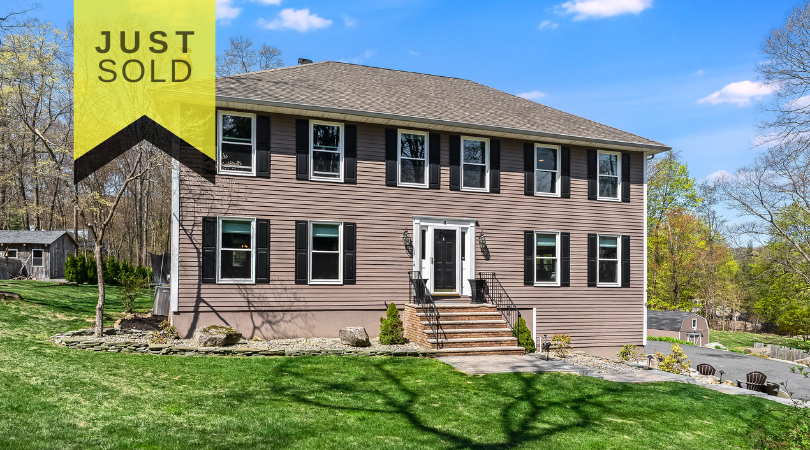 4 Bel Air Dr, Sparta – Exclusive!