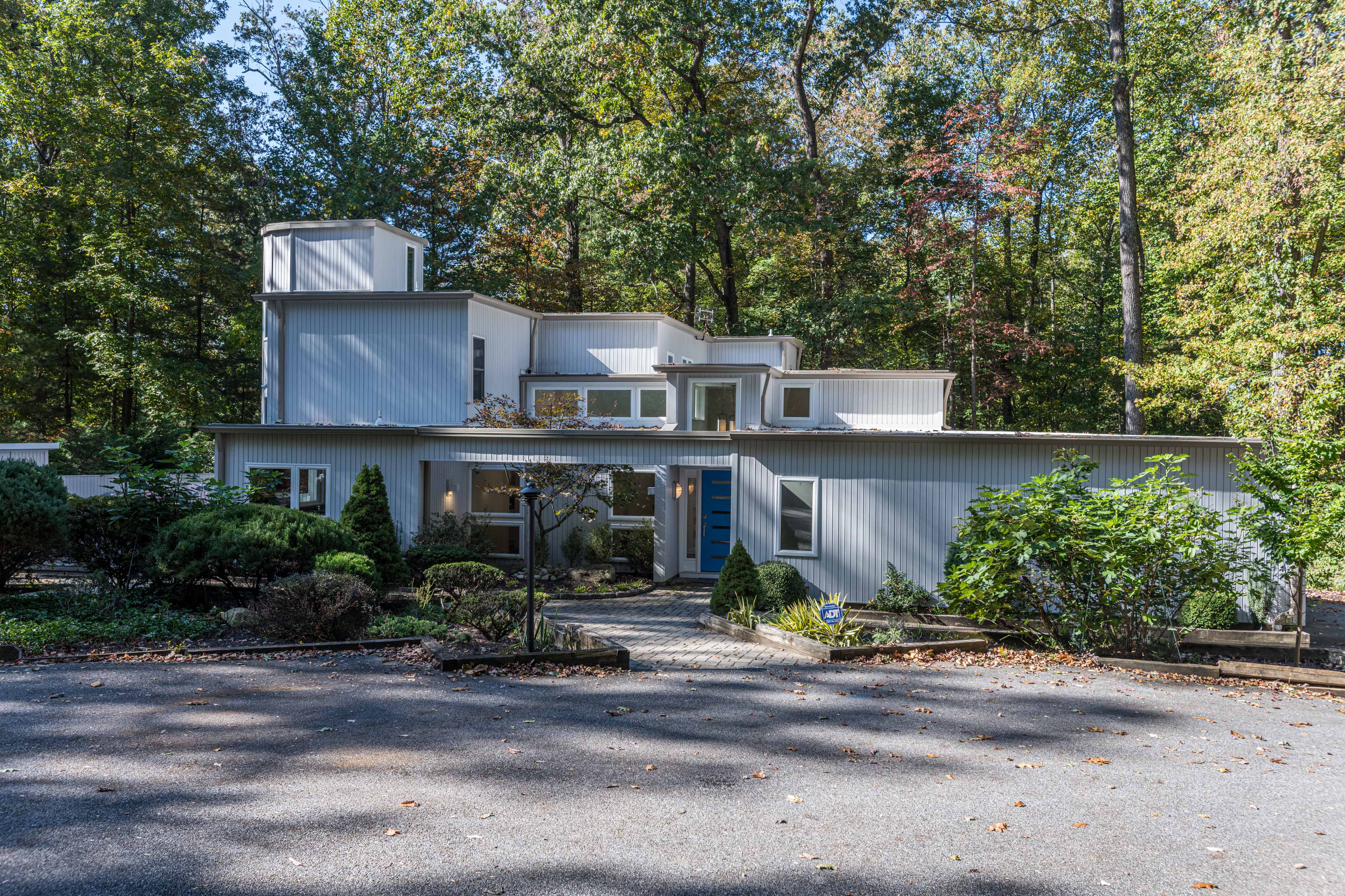 For Sale 2302 Caves Rd in Greenspring Valley