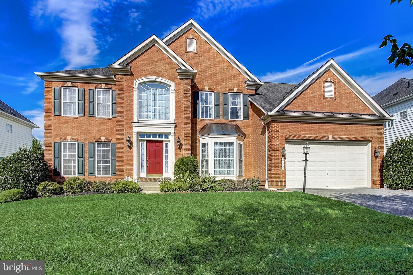 Sold Crystal Palace in Worthington Overlook