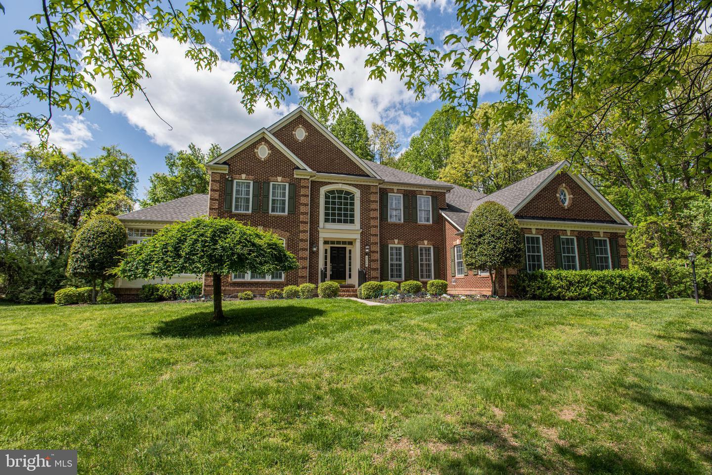 SOLD 3308 Serenity Way in Tilyard Farms - $1,075,000