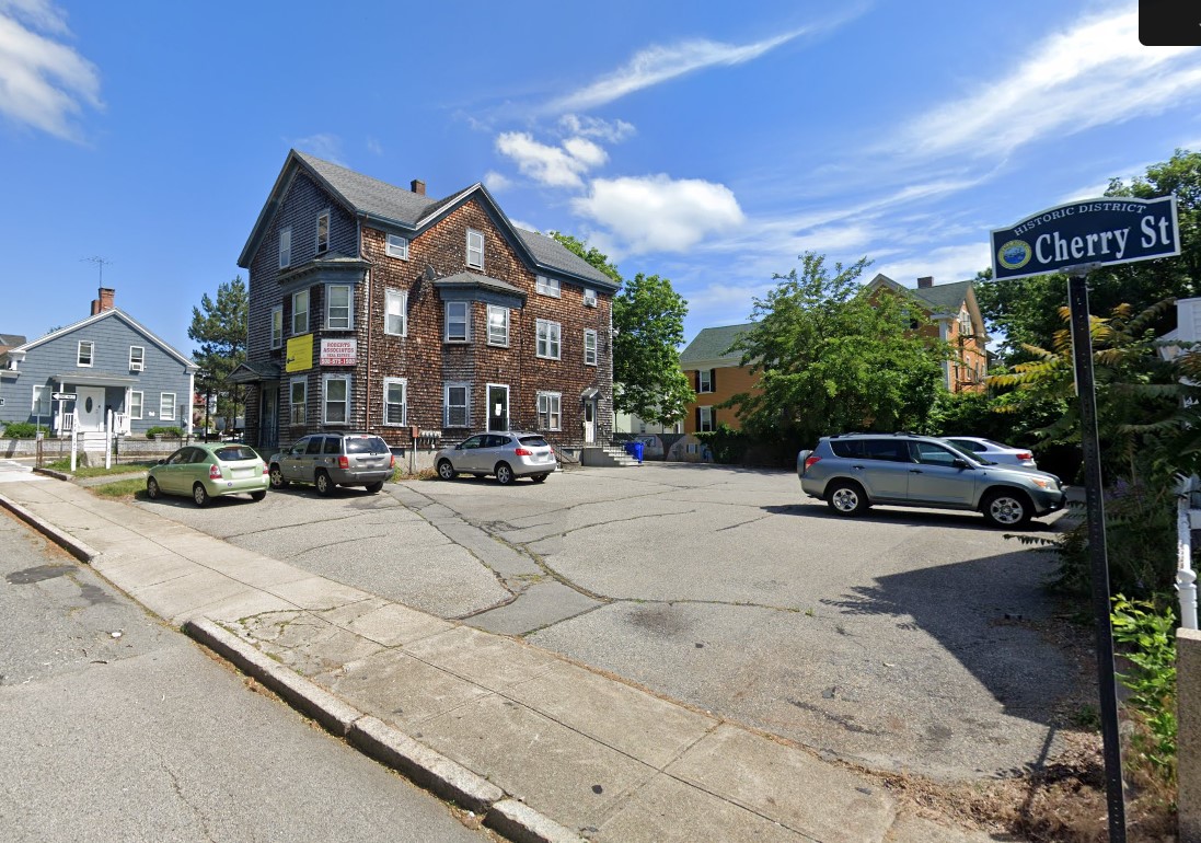 Roberts Associatres Real Estate REO Agent in Fall River MA