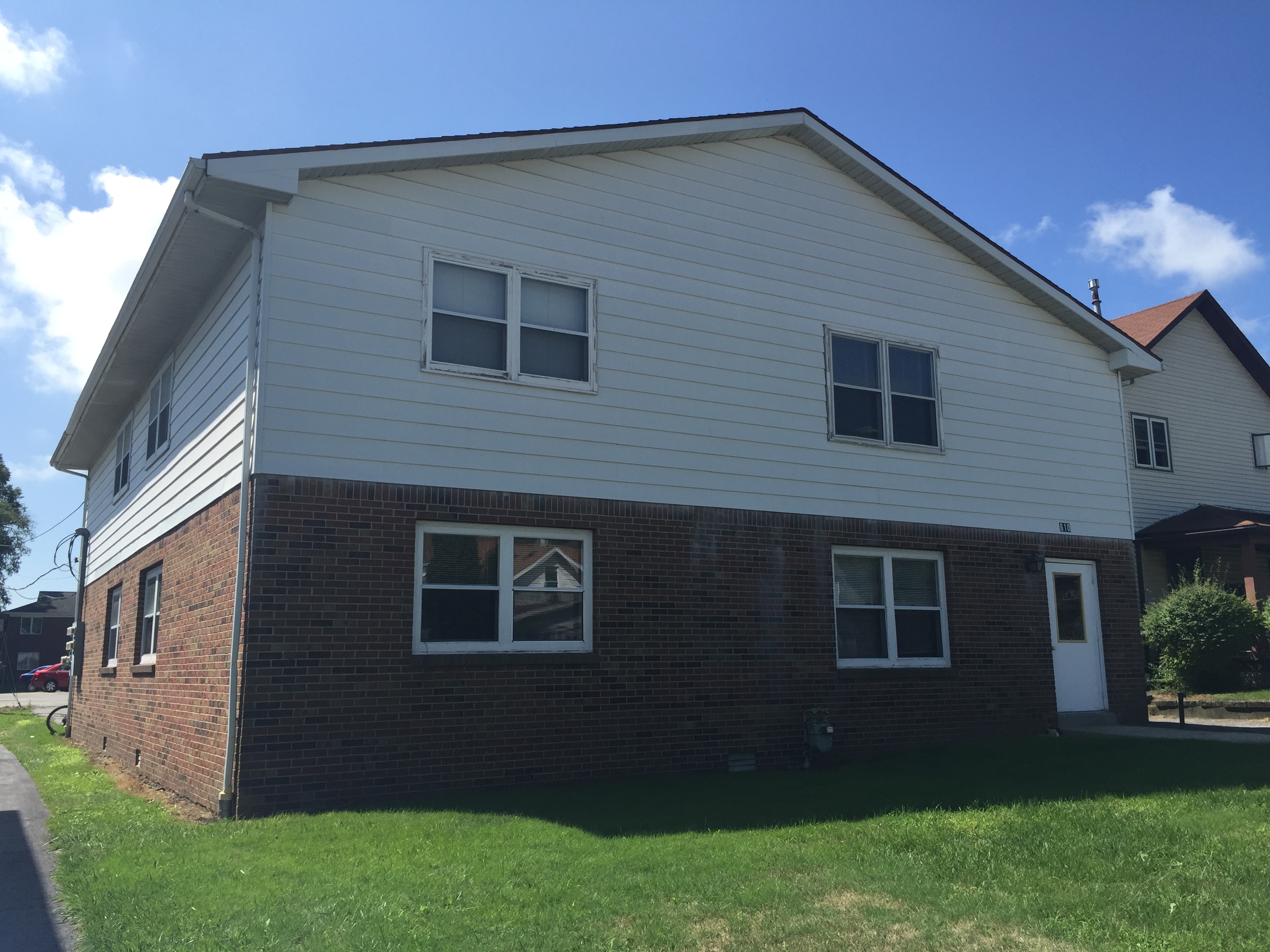 610 Second St., Apt C, Bowling Green, OH  43402