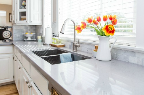 Clean kitchen