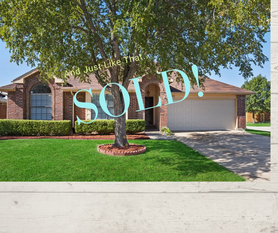 Check out this Beautifully Updated Listing in Rowlett! 