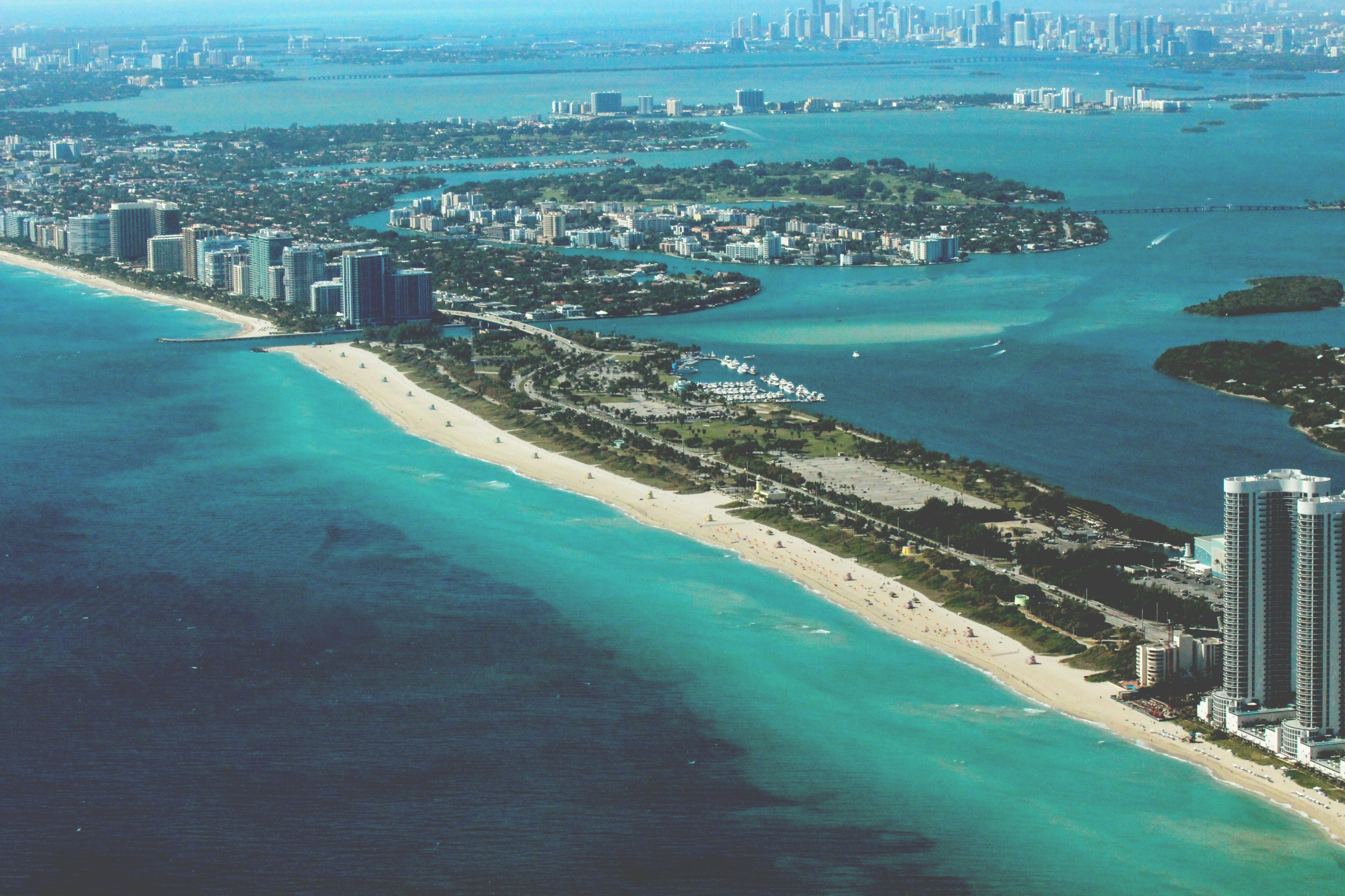 Investing in Florida Real Estate: Opportunities and Challenges
