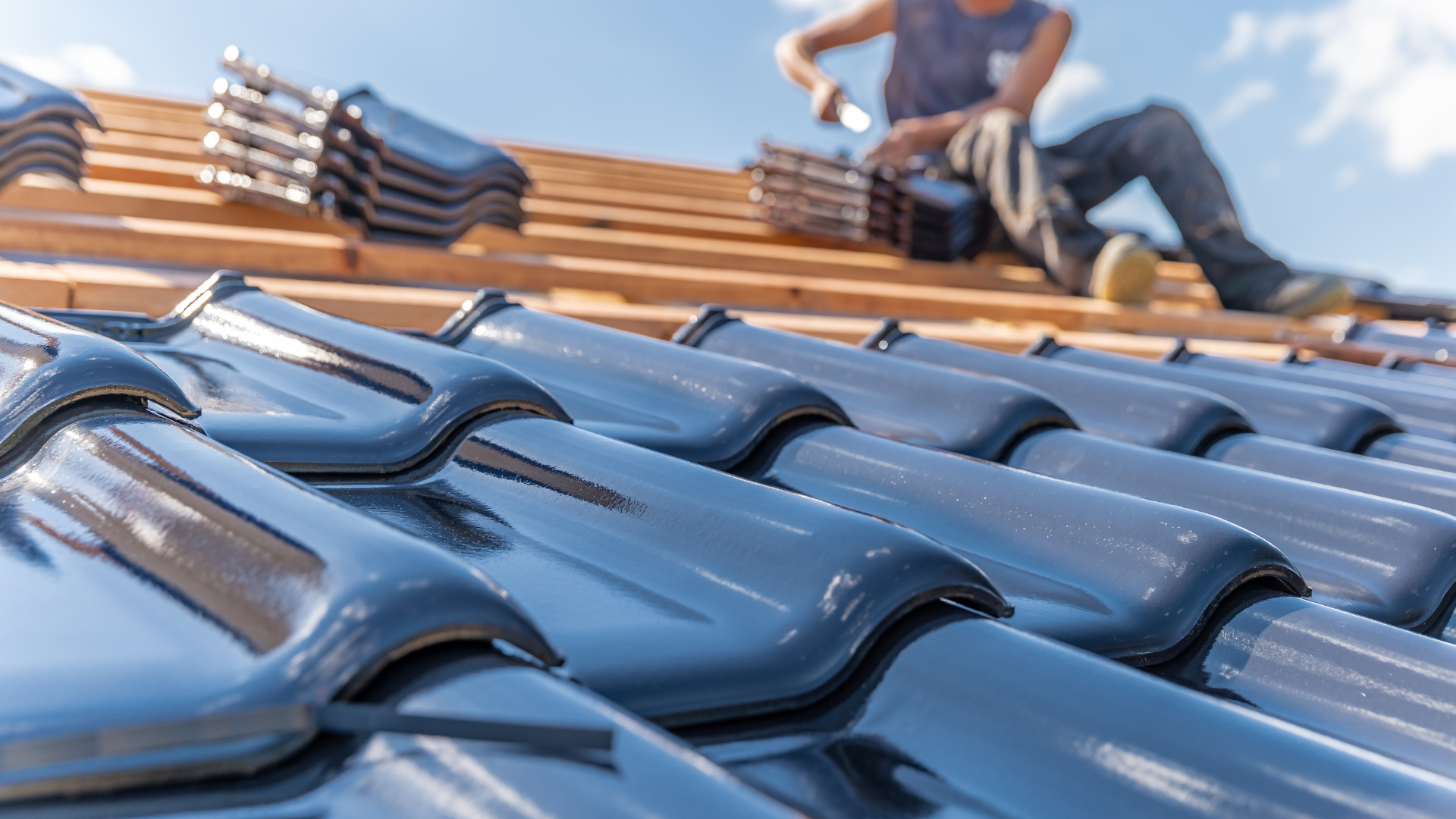 Tile Roof Maintenance: Preventing Leaks and Damage from Hurricane-Force Winds in Stuart