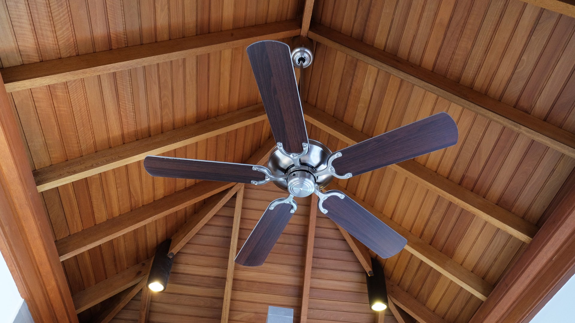 Ceiling Fan Savvy: DIY Installation & Maintenance for Optimal Cooling in Every Room