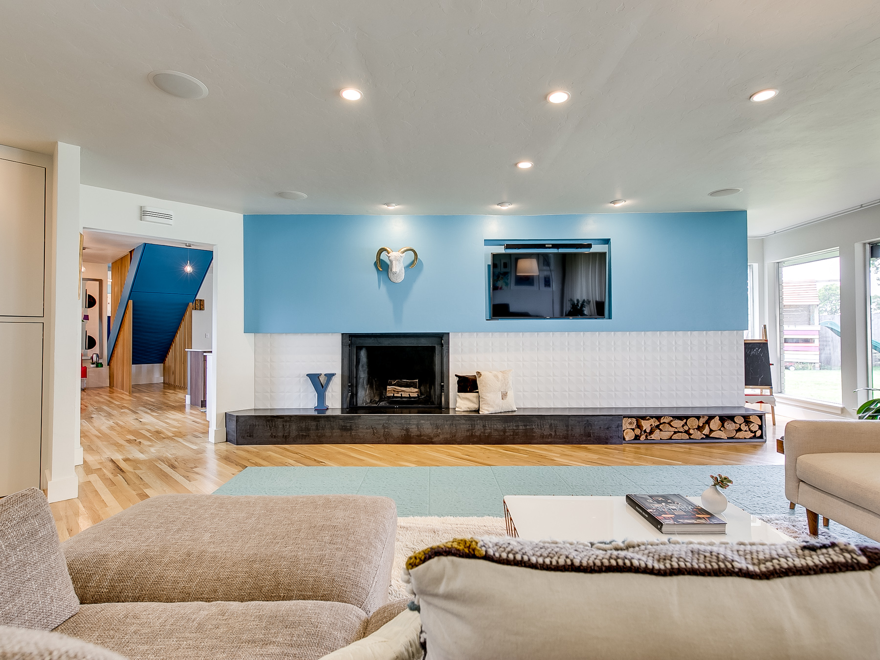 Modern Living Room in Glenbrook