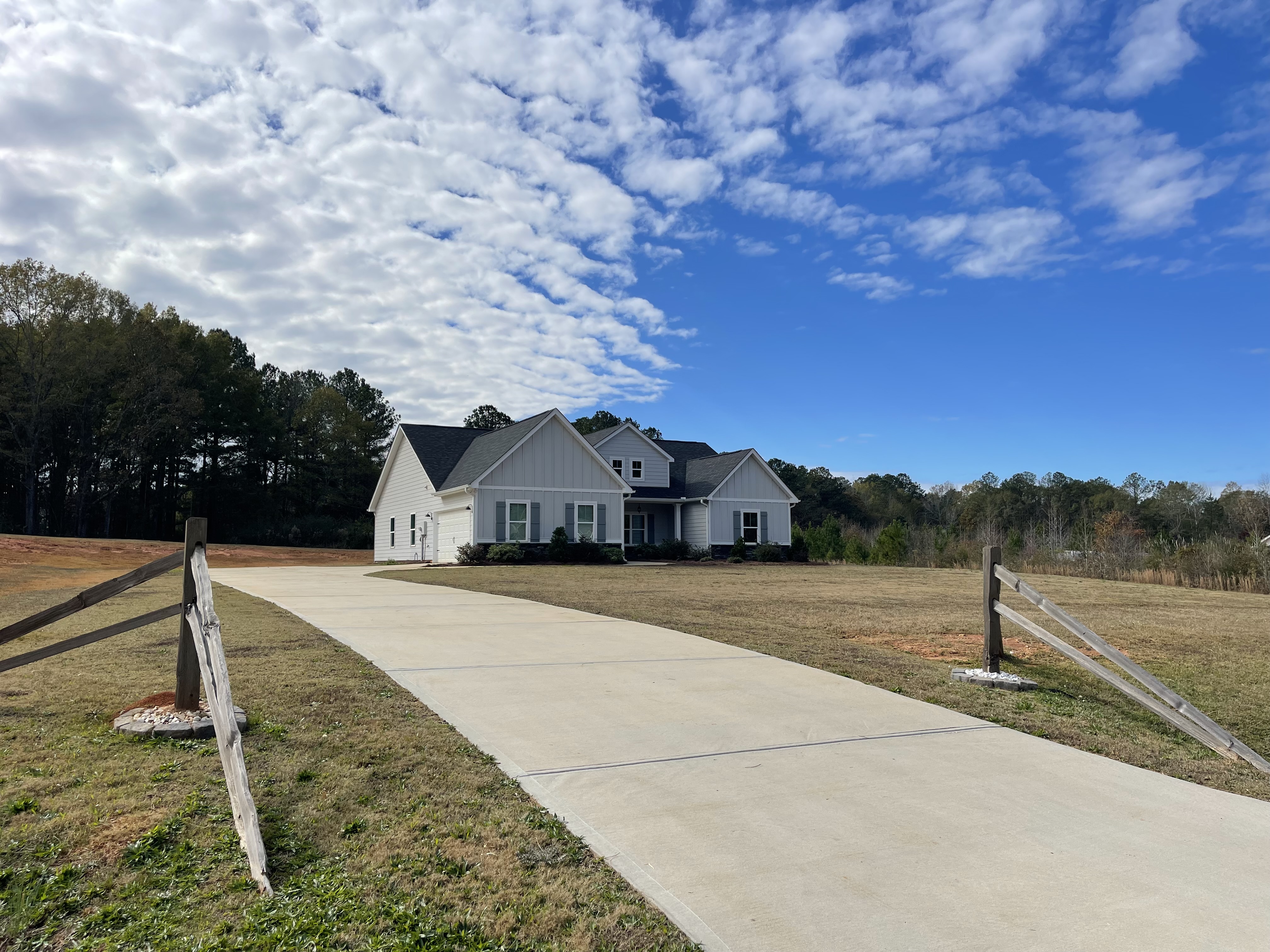 NEW LISTING!!! 183 Bottoms Rd Concord, GA 30206