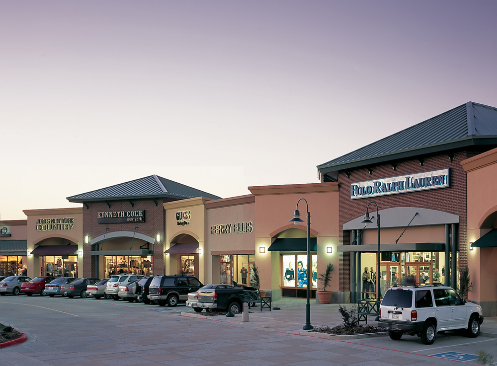 converse outlet mall near me