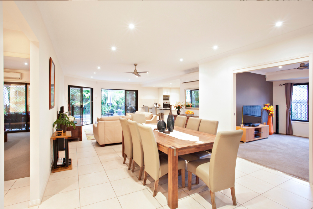 southern-inspired holiday staging tips