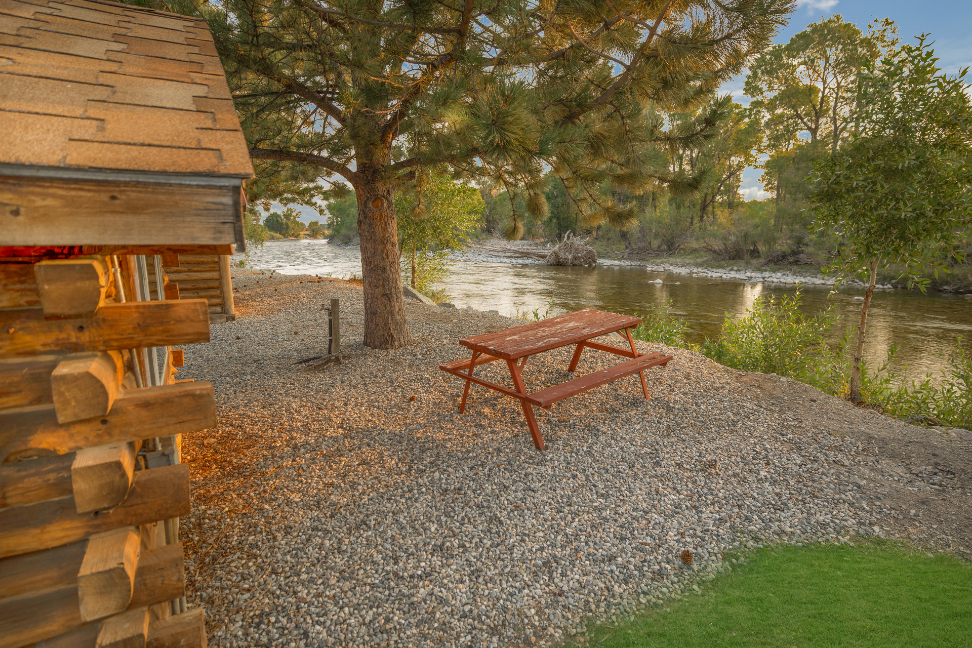 4 river front cabins