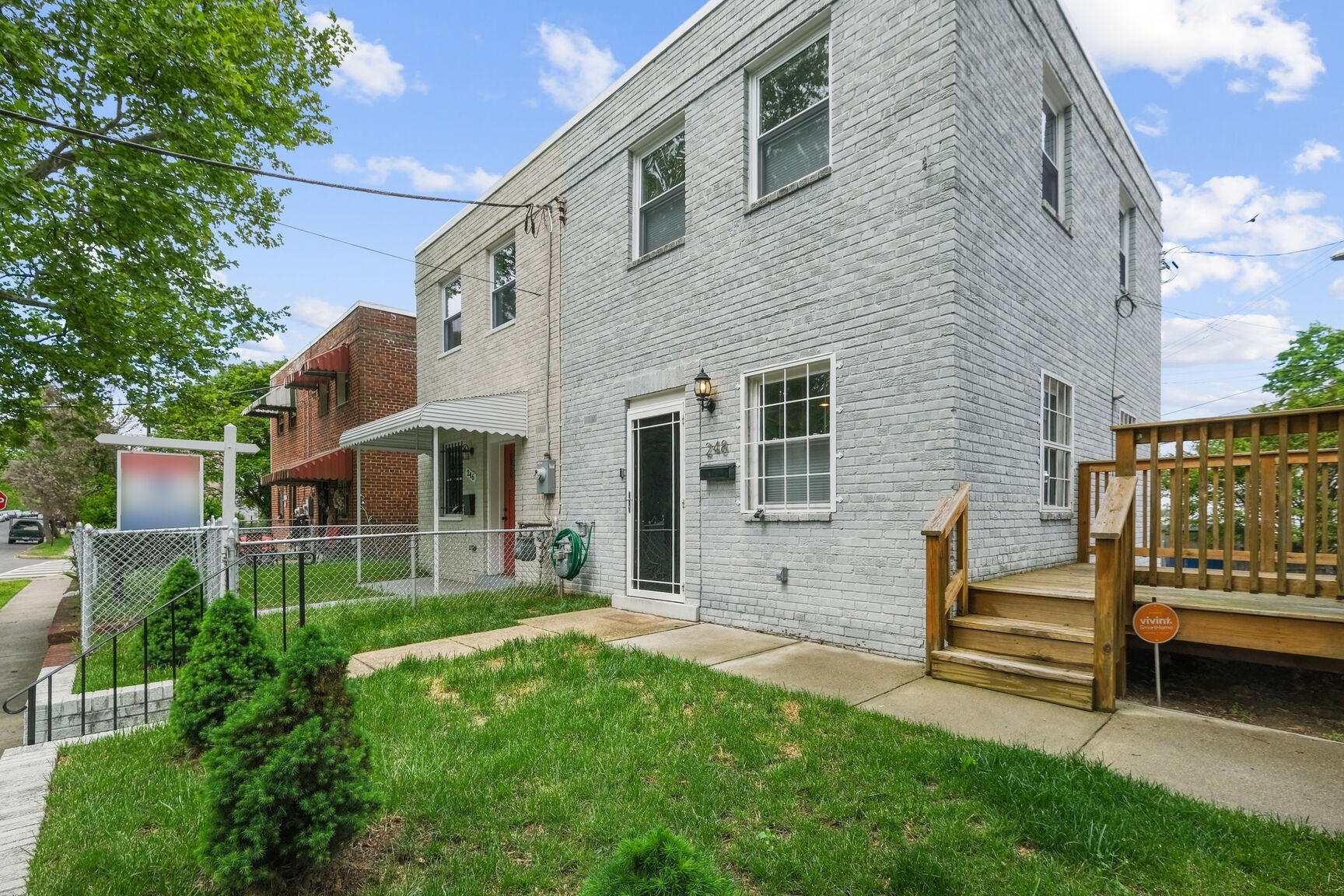 248 Kenilworth Ave NE