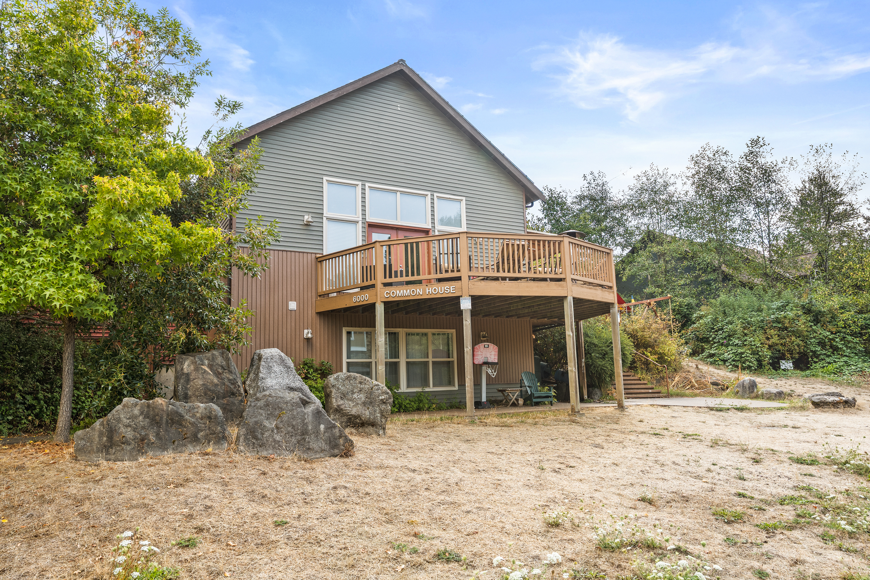 West Emerald Common House in West Seattle Loacated on Puget Ridge near South Seattle College