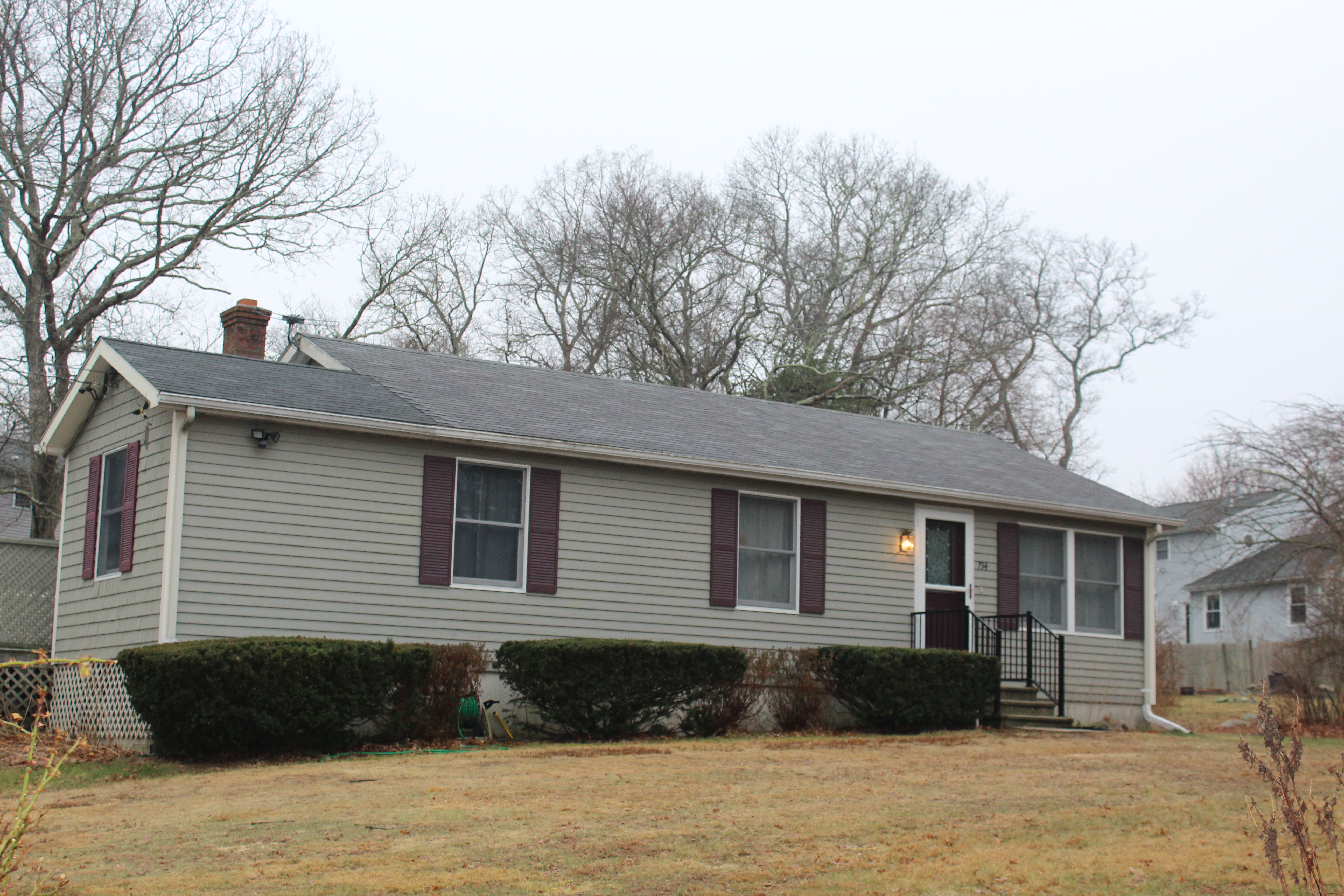 RENTED ACADEMIC RENTAL 2026/2027 194 ALLEN AVE., WAKEFIELD, RI 02879