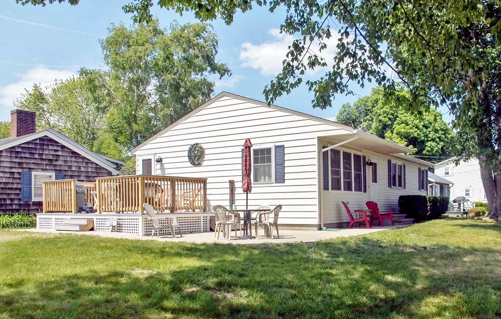 RENTED ACADEMIC RENTAL 2026/2027 100 HULL ST., SOUTH KINGSTOWN, RI 02879