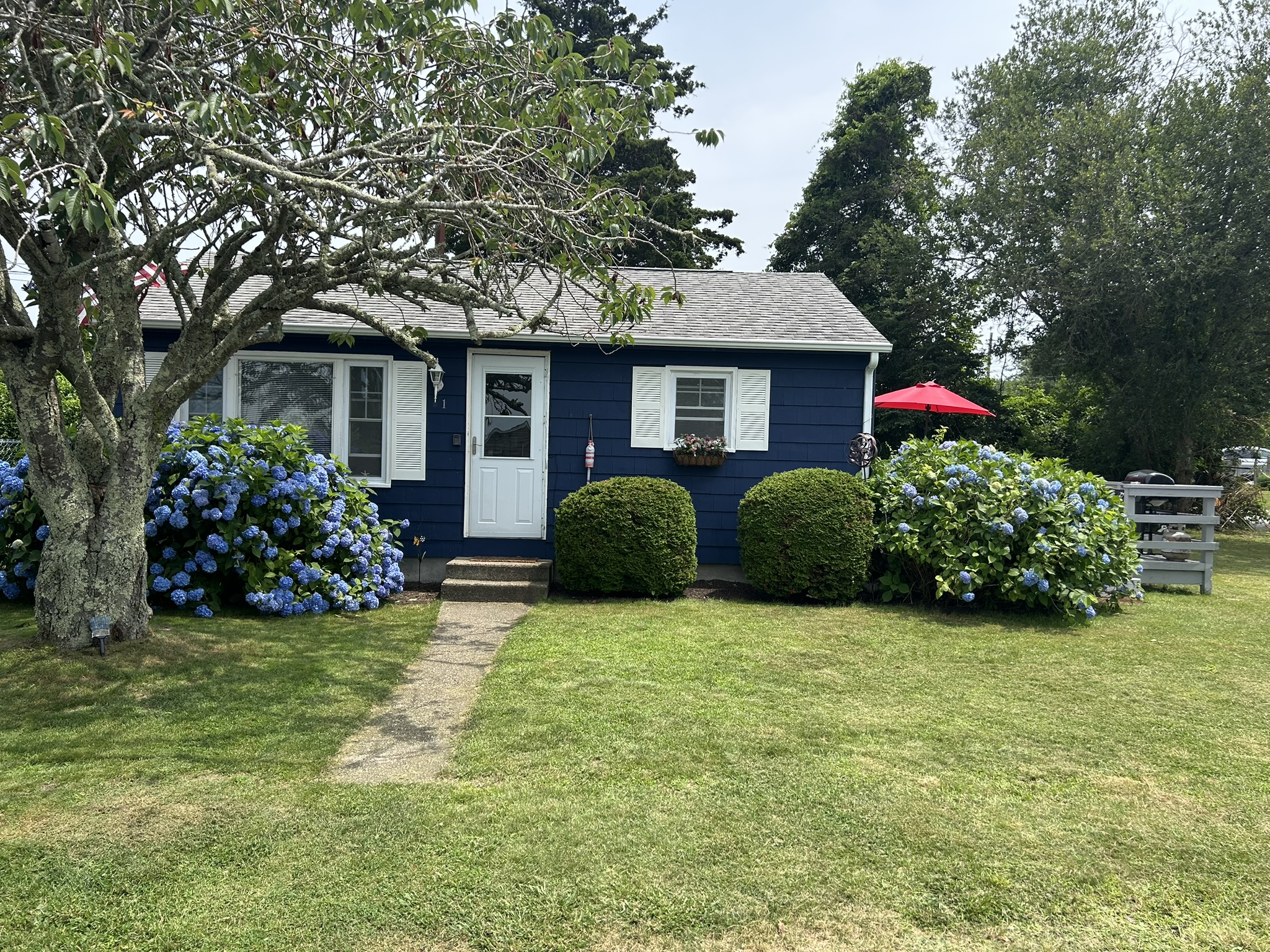 ACADEMIC RENTAL 2027/2028 1 COLLINS ROAD, NARRAGANSETT, RI 02882