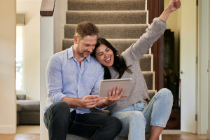 Buying vs Renting — Pros and Cons 