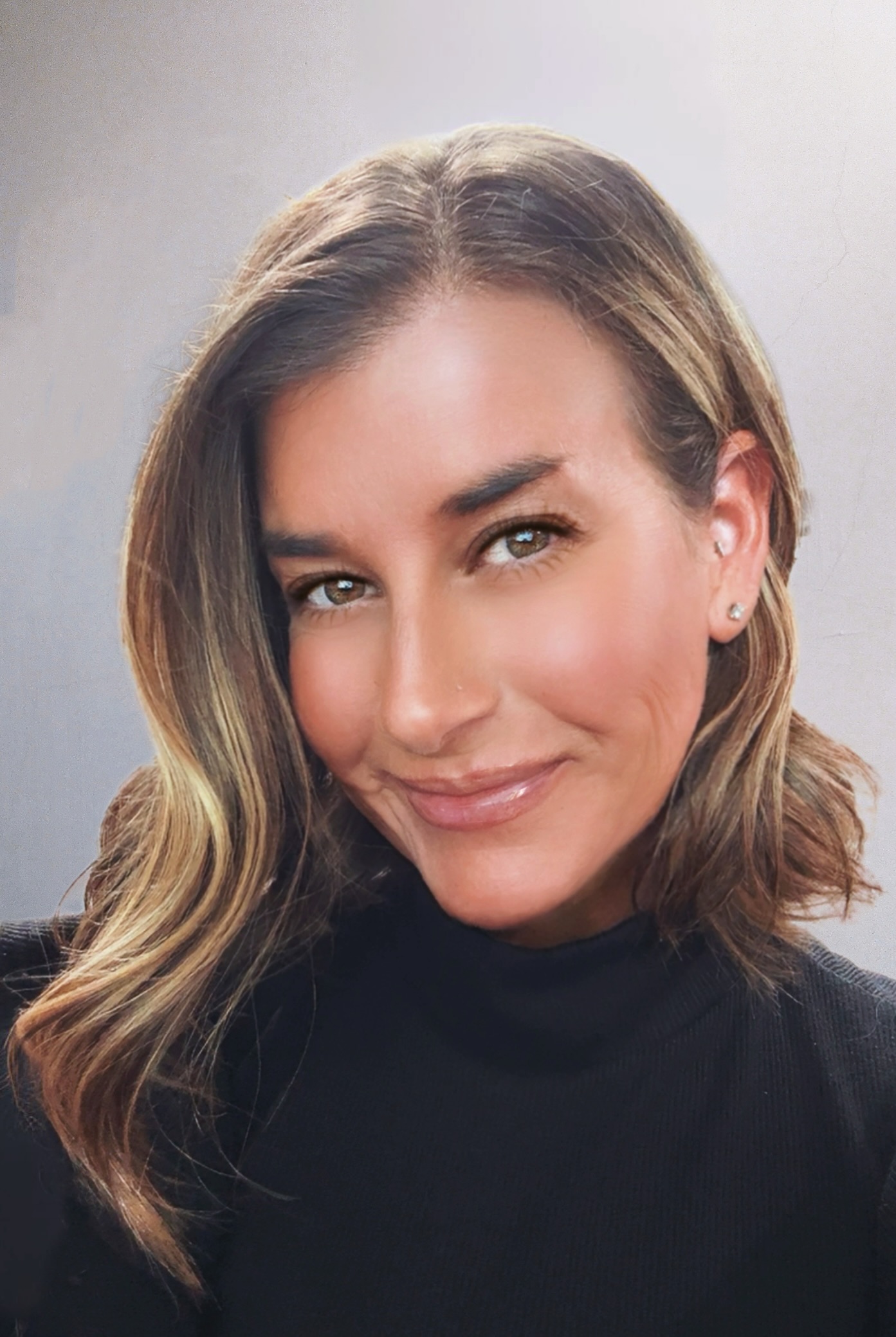 Whitney J Dearth-Cook