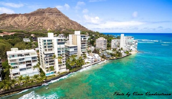 Oahu Gold Coast Luxury Condo, Oahu, Hawaii For Sale