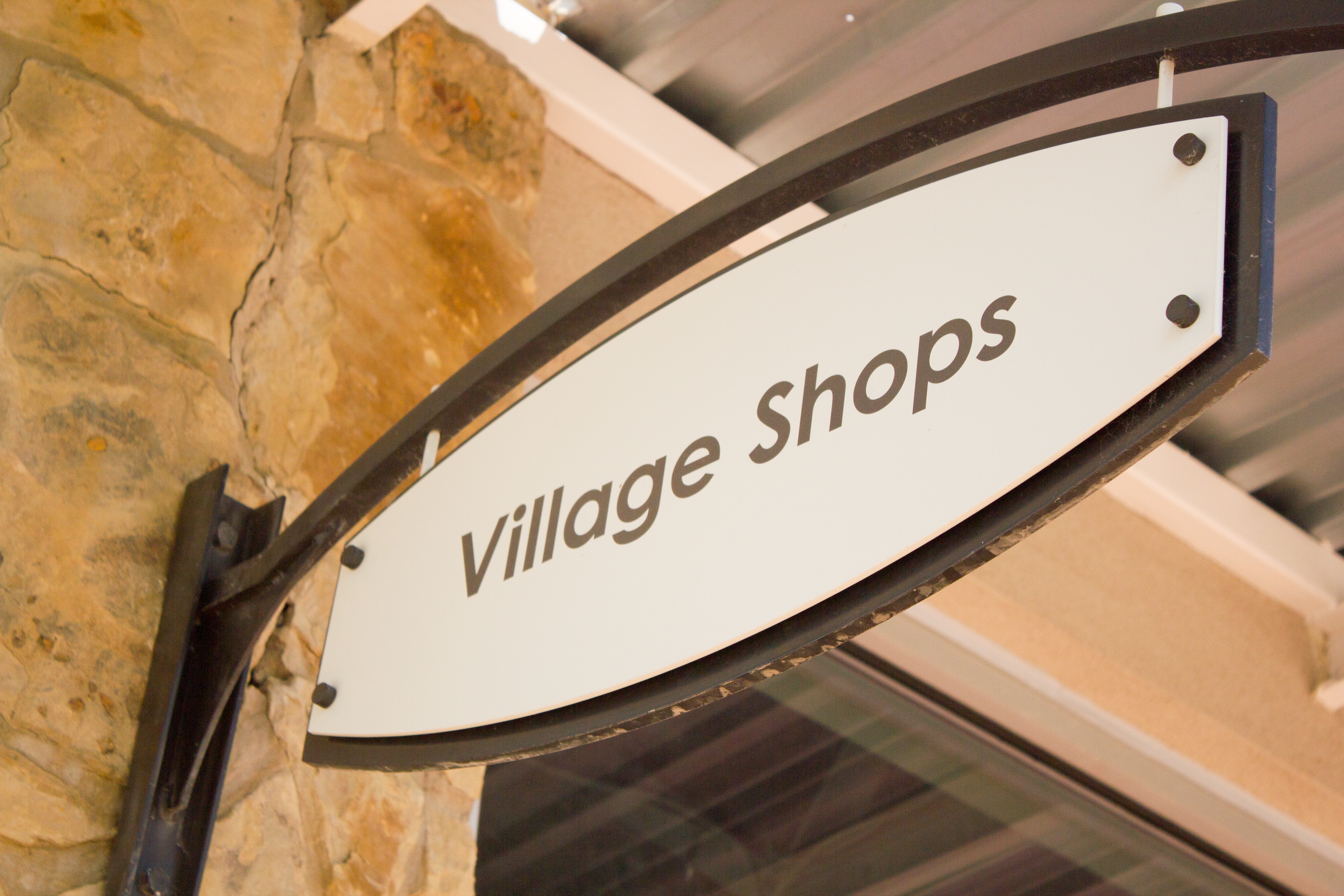 Castle Hills Village Shops - presenting: The London Baker