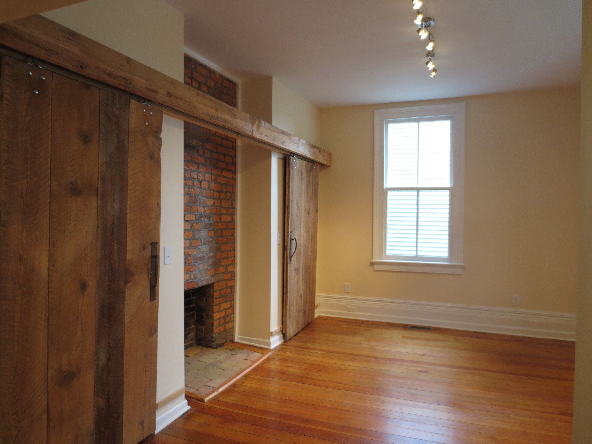 619 frederick st after renovation - bedroom