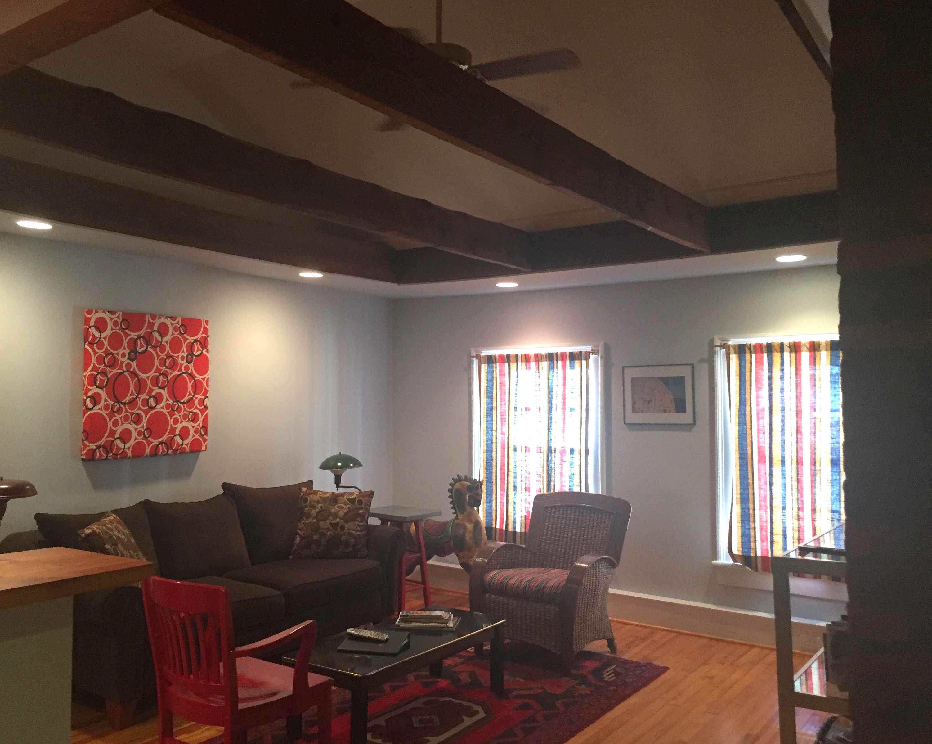 living area of susan weeks' bard's nest airbnb