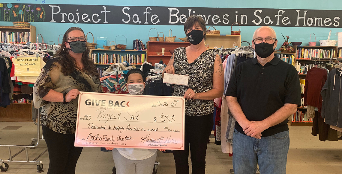Heather Guinn GIVES BACK to Project Safe