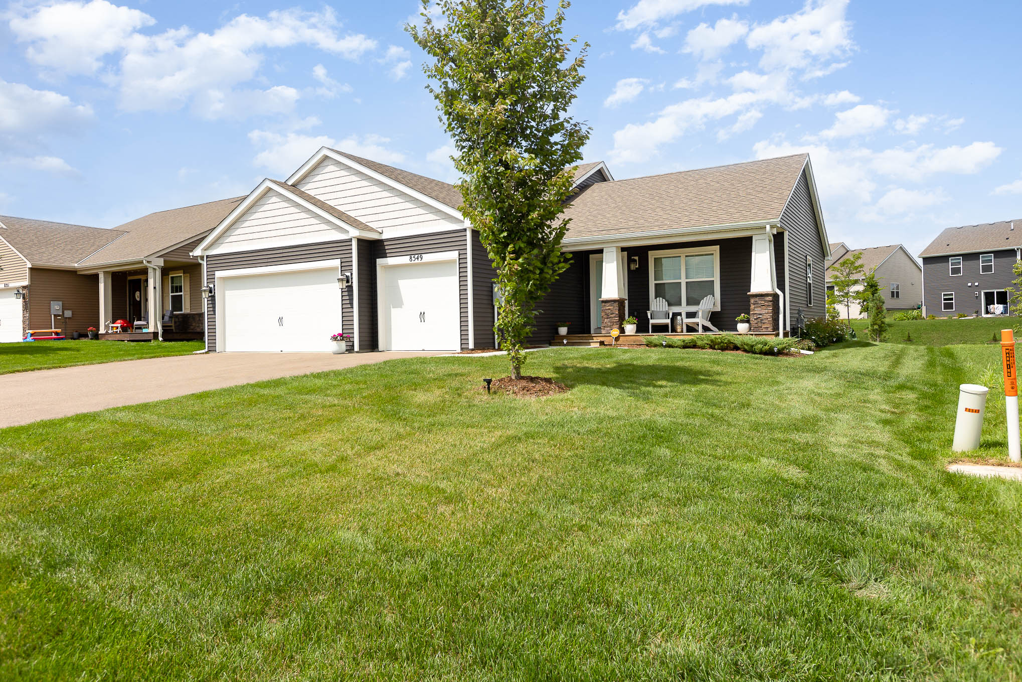 New on Market – 8549 Titanium Circle, Woodbury