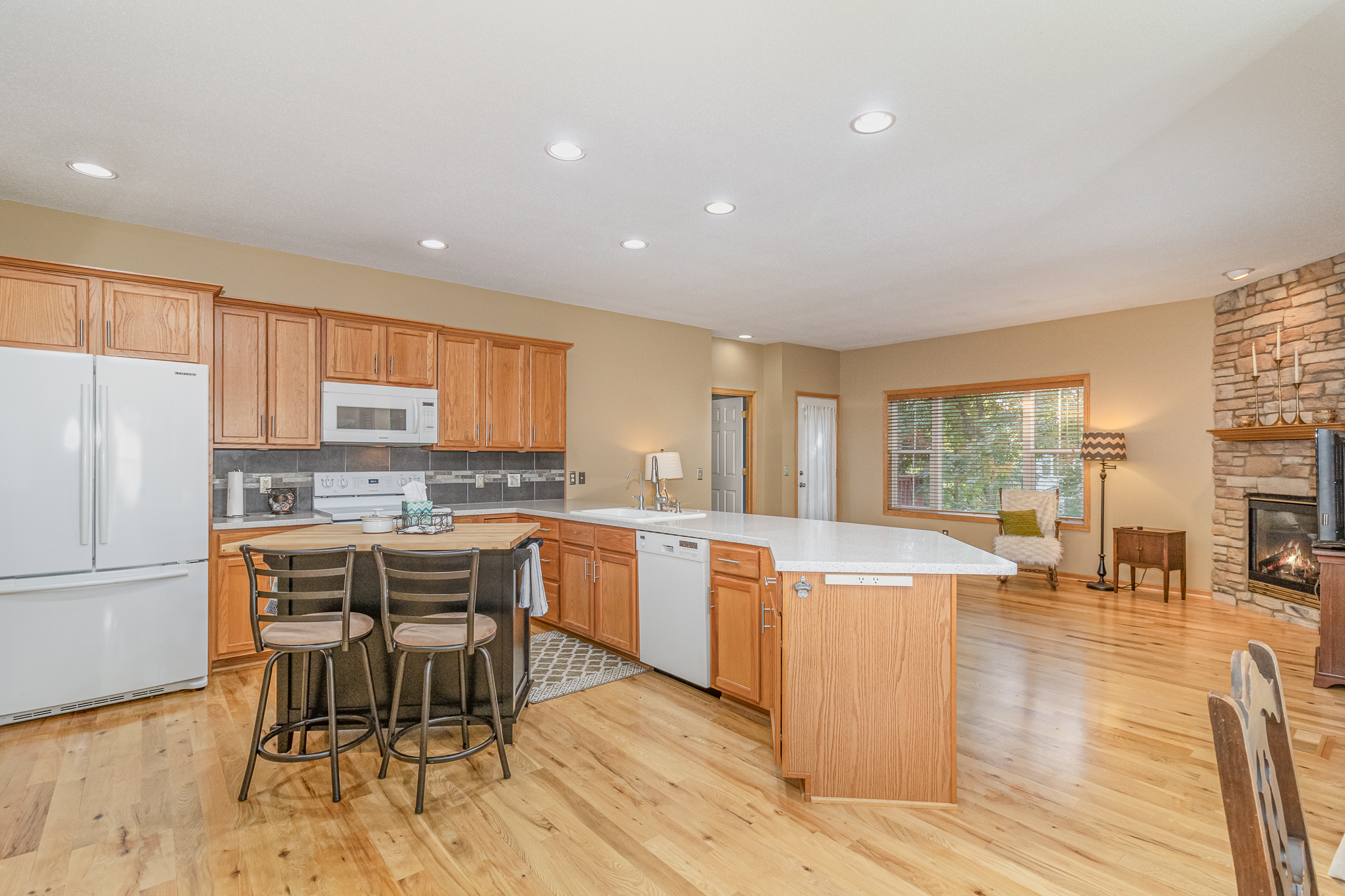 OPEN HOUSE Saturday, Oct 5th – 12-2pm