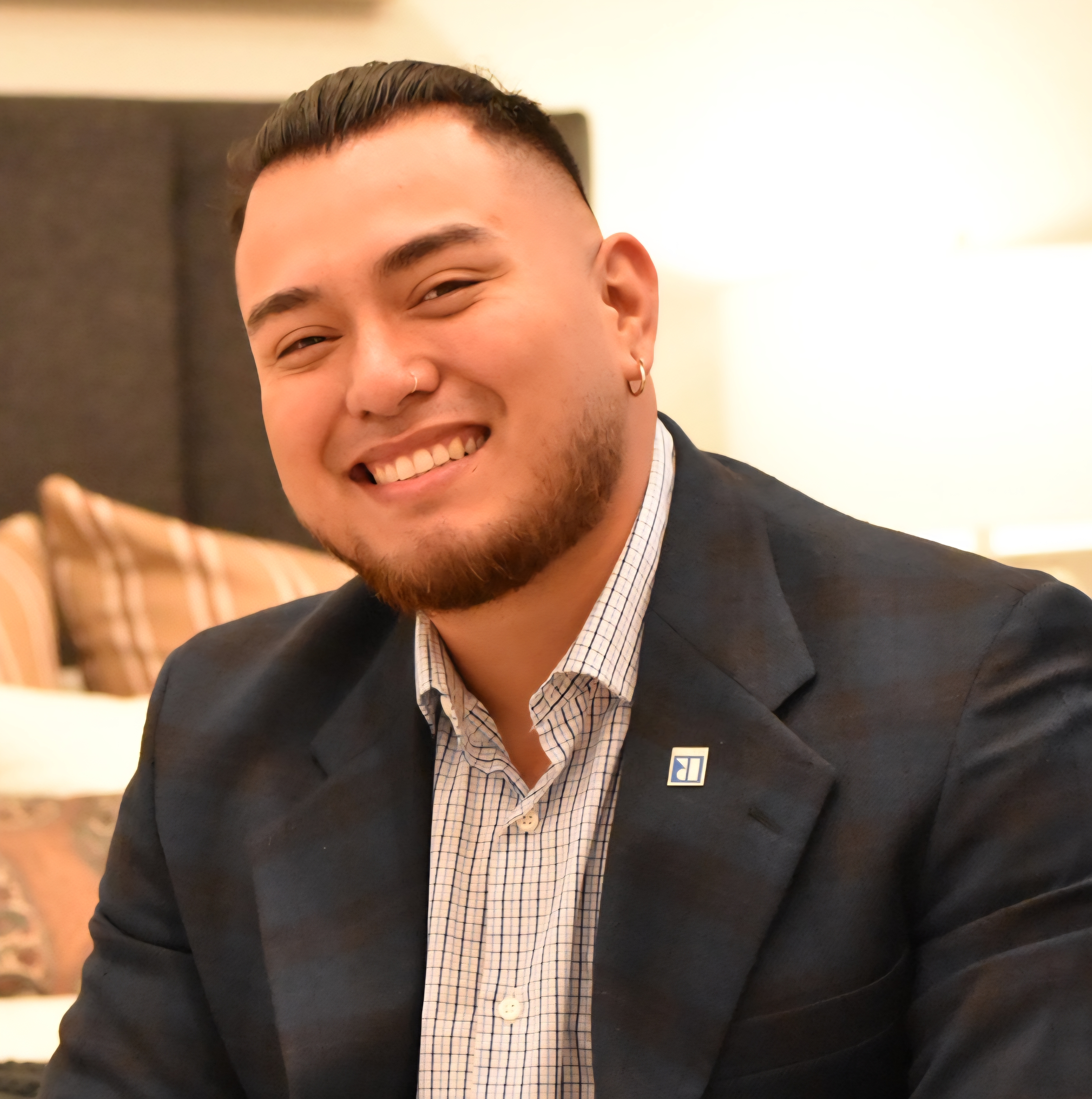 Steven Hernandez