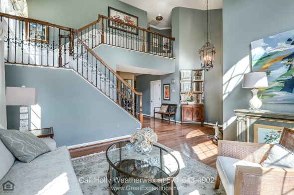 Reston VA Real Estate Properties for Sale - The bright and spacious living area of this Reston VA home is perfect for relaxation and entertaining.