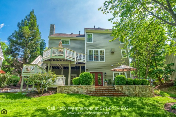 Reston VA Homes - The large deck of this Reston VA home is perfect for a private retreat.