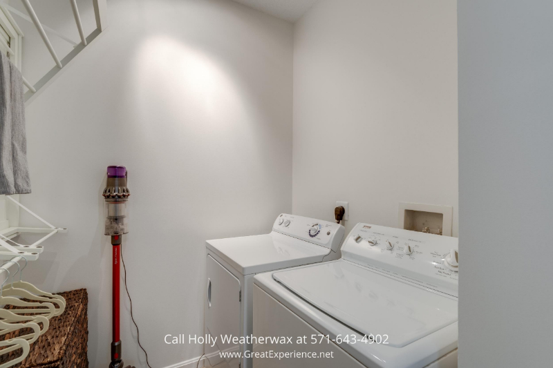 Reston Properties for Sale - Why not enjoy doing laundry in your Reston, VA condo? 