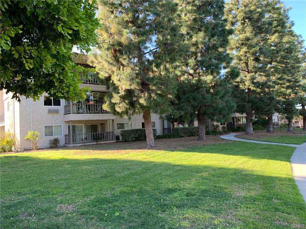 2402-3D Via Mariposa W, Laguna Woods