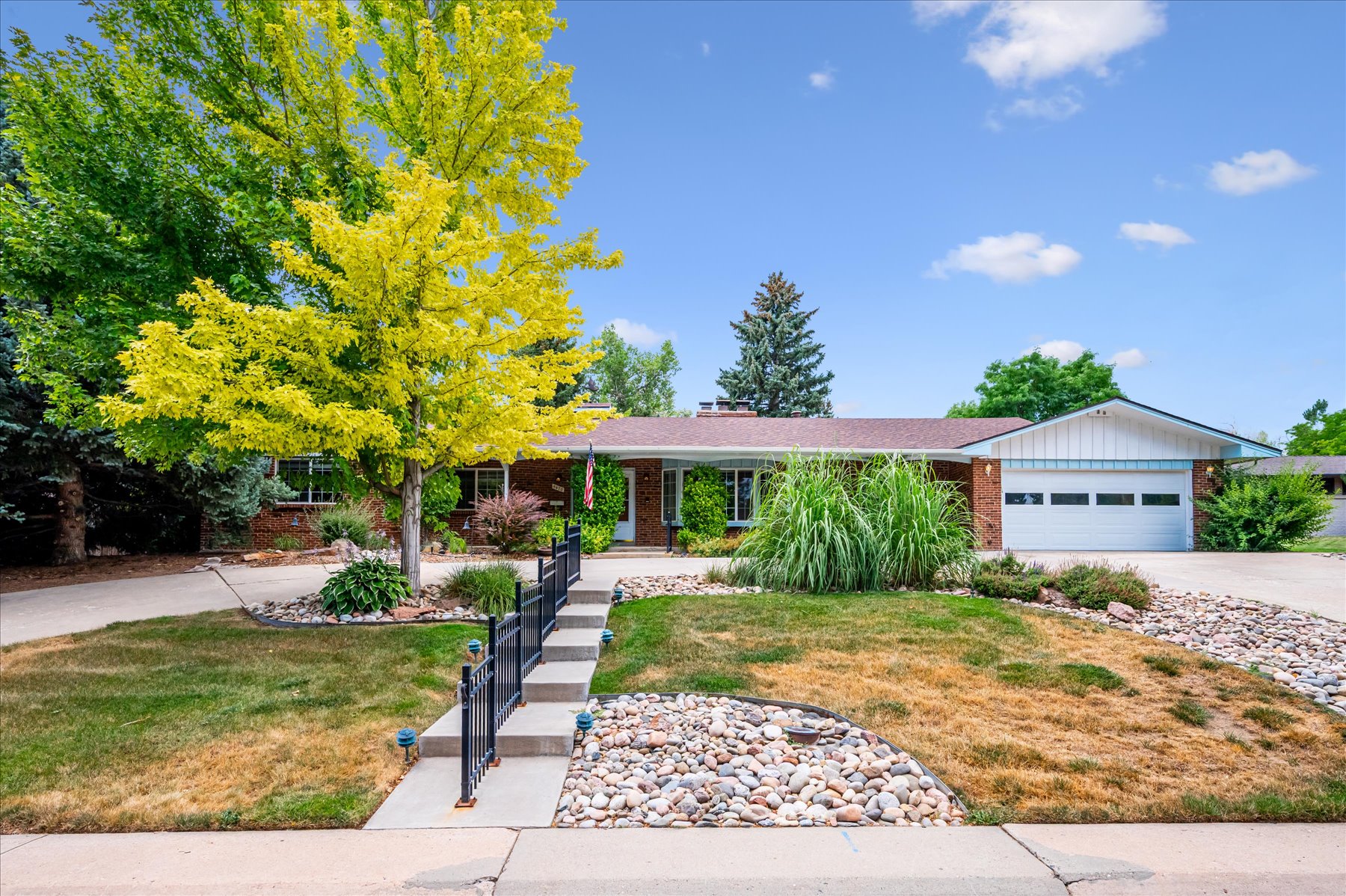5470 W Ottawa Ave.