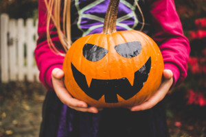 Kids Safety – Trick or Treating Safety