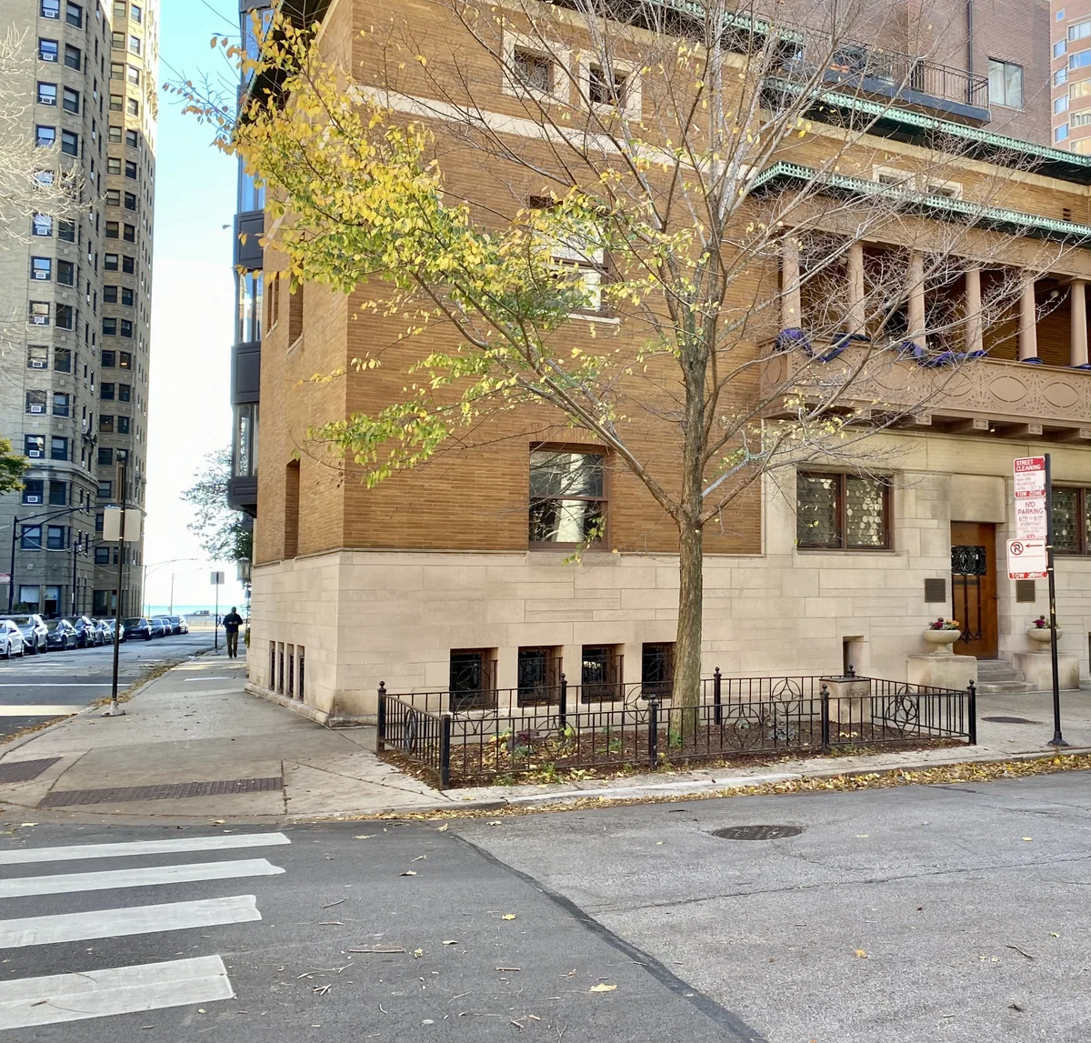Charnley-Persky House, a Roman brick and limestone townhouse at Astor and Schiller streets in the Gold Coast, Chicago