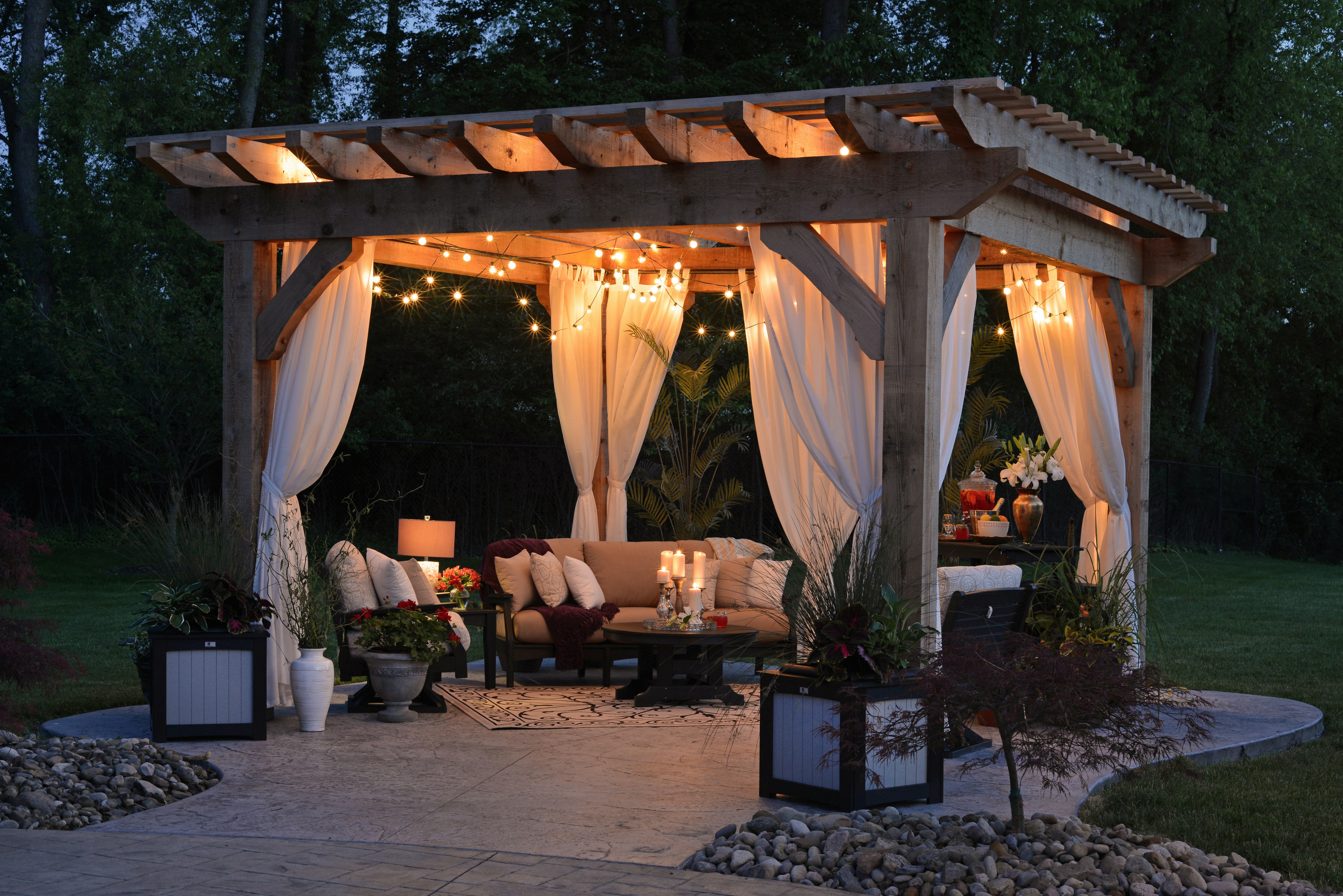 5 Creative Ways to Transform Your Outdoor Space