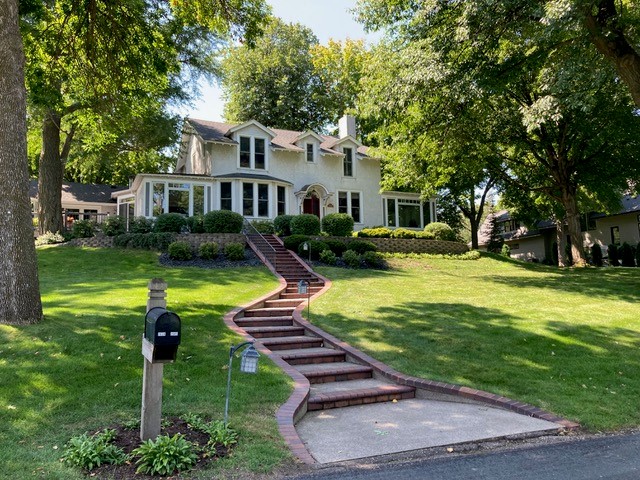      2639 Woodbridge Rd, Minnetonka Beach