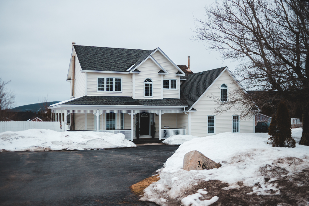 snow-covered-house snow-covered house